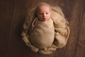 natural newborn photography