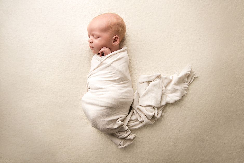 cary studio newborn photographer, natural newborn picture