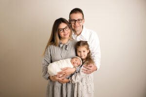 raleigh mini newborn session, family with newborn
