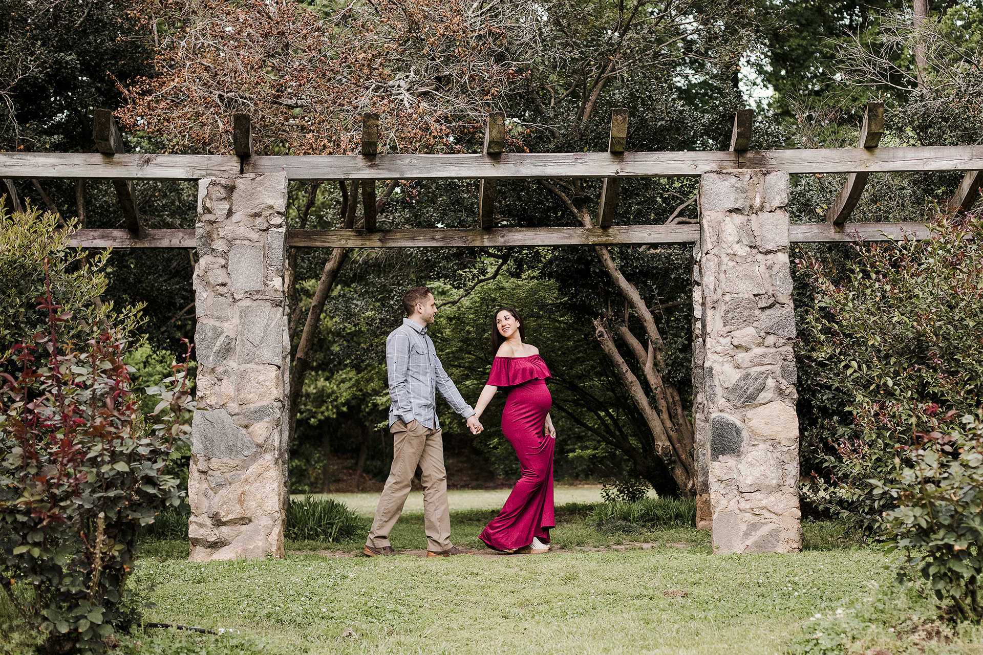 Raleigh rose garden maternity photos