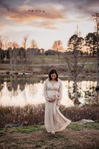 winter raleigh maternity photos, laura karoline photography
