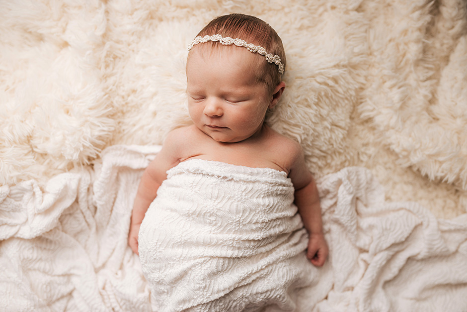 holly springs newborn photographer