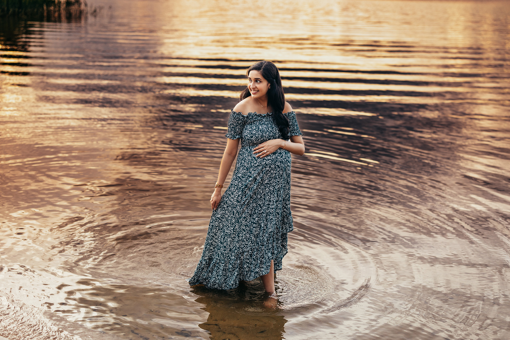 lake maternity pictures in raleigh - Laura Karoline Photography