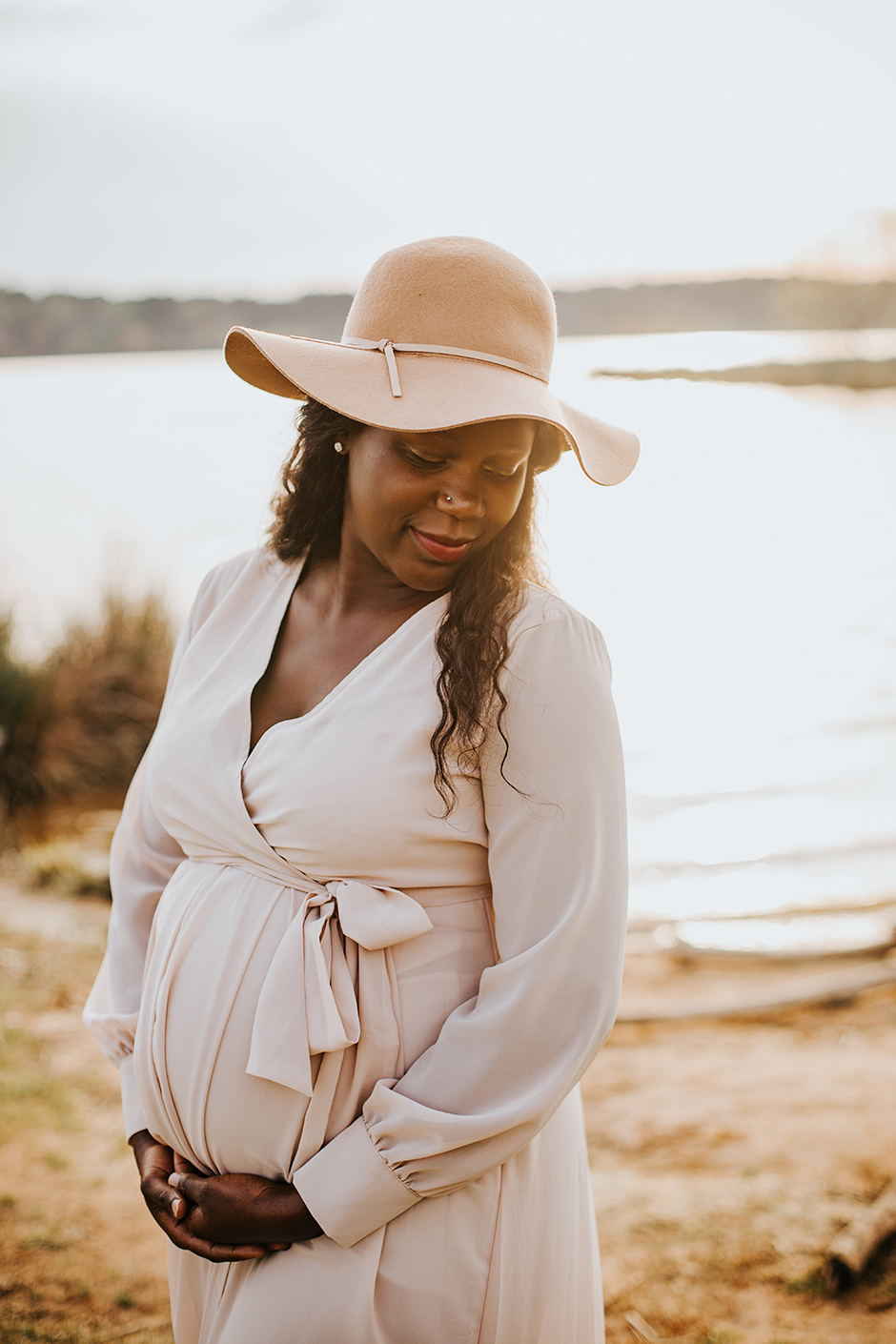 lake crabtree pregnancy pictures, Laura Karoline Photography, Raleigh Photographer